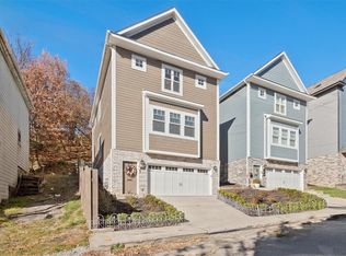 454 Wyola St, Pittsburgh, PA