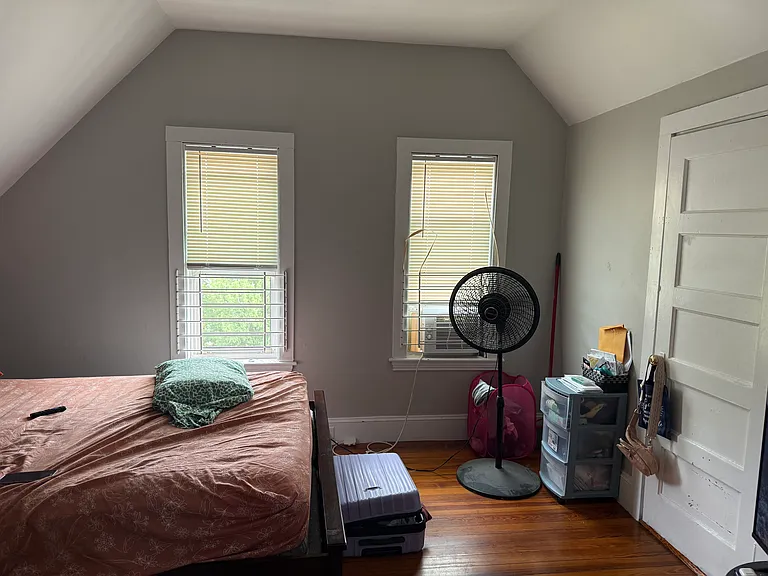 2083 Dorchester Ave #4 — Photo 8