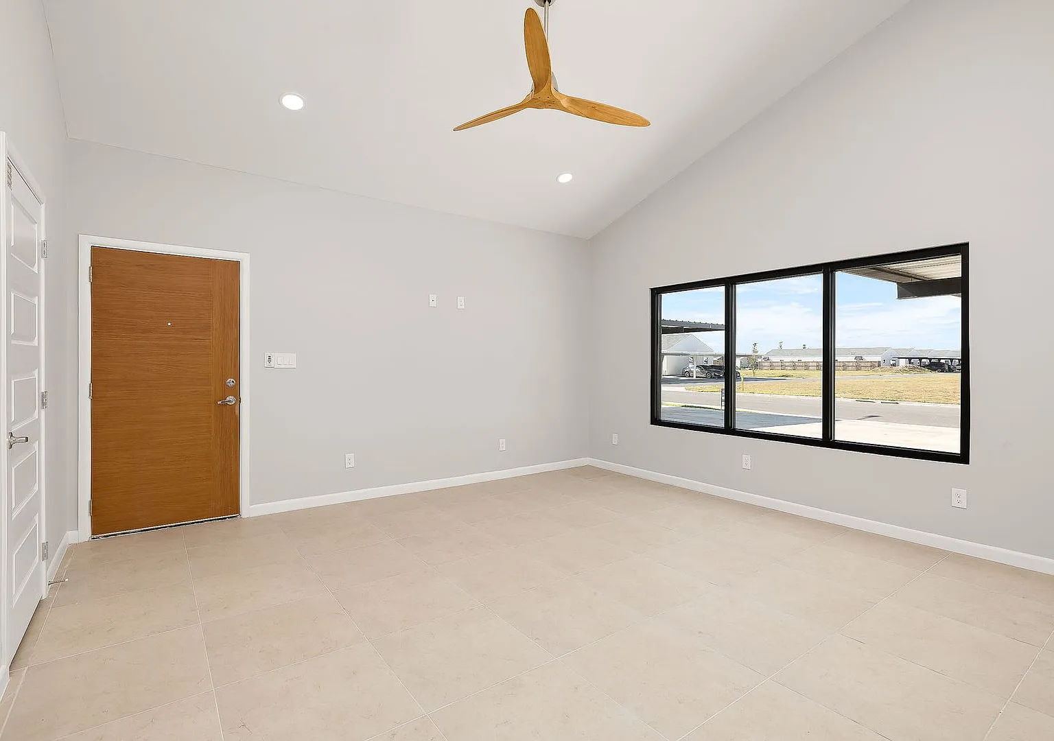 PK48 — Photo 2