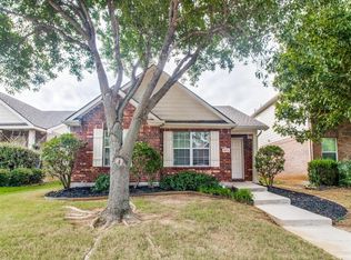 8912 Stewart St, Aubrey, TX 76227