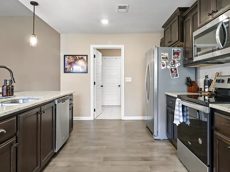 1278 Magnum Dr — Photo 22