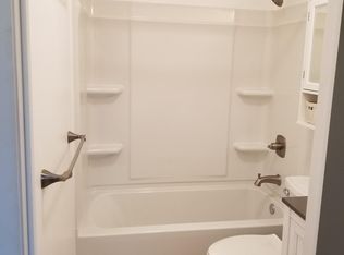 398 Grandview Ave #398, Barberton, OH 44203