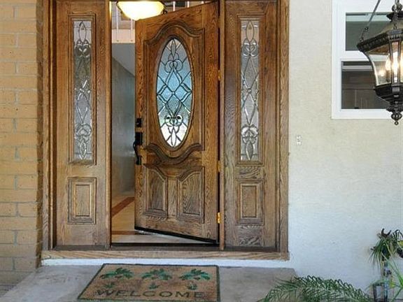 3rd image of 1636 Berwick Pl