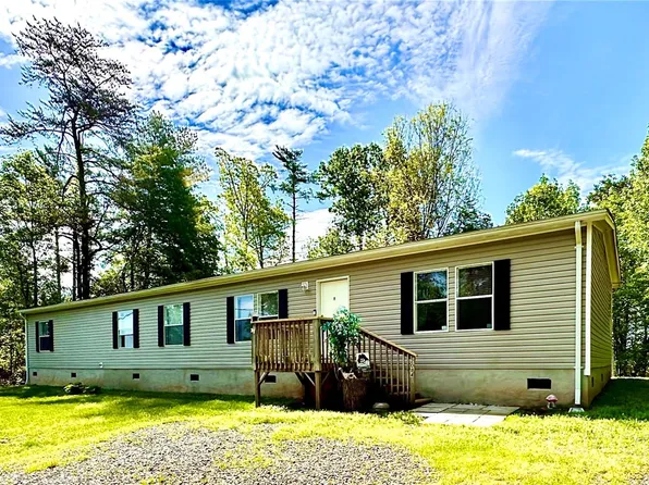 2084 Bristol Creek Ave, Morganton, NC 28655