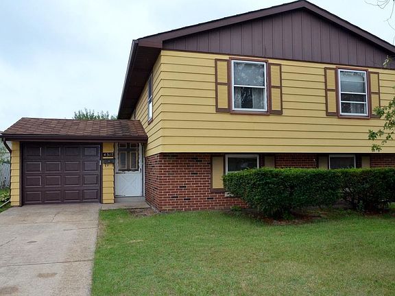 2nd image of 4317 Arbutus Ln