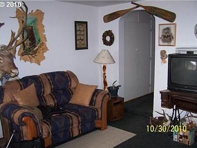 4th image of 1025 W Central Blvd