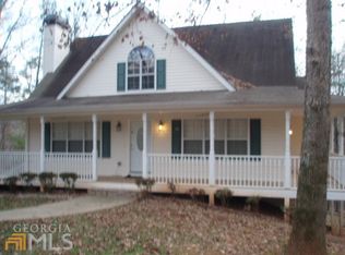 323 Shadow Hills Ln, Dawsonville, GA 30534