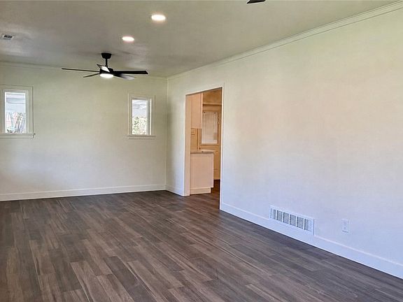 5th image of 4542 Bandini Ave