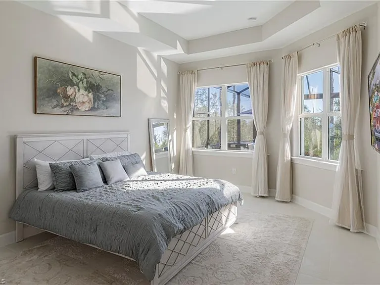 8982 Gustavia Ct — Photo 11