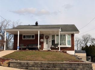 212 Kingston Dr, Pittsburgh, PA 15235