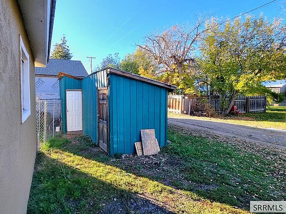 3rd image of 268 10th St