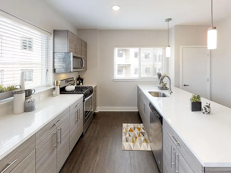 Lansdale Station Apartments — Photo 9