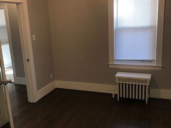 5th image of 2731 N Austin Ave #8
