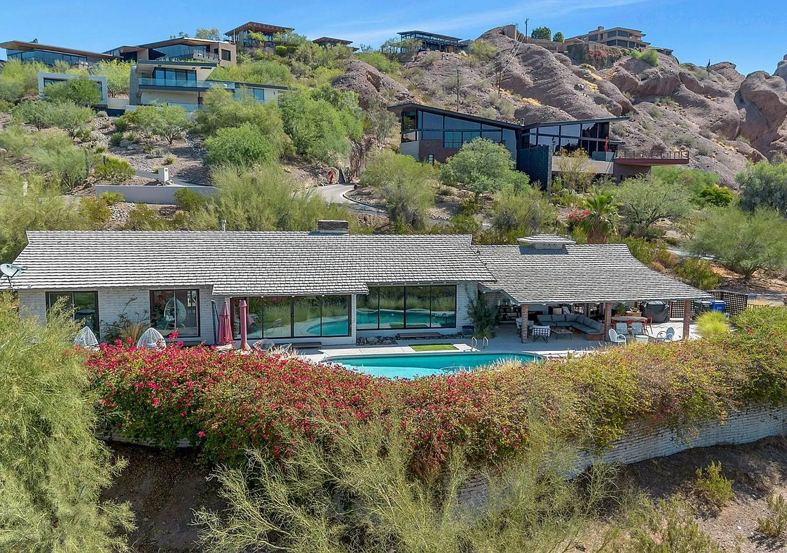 5526 N. Camelback Canyon Dr, Phoenix, AZ 85018 — Photo 2