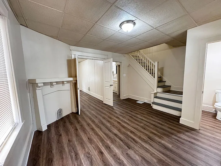 930 McDowell Ave — Photo 4