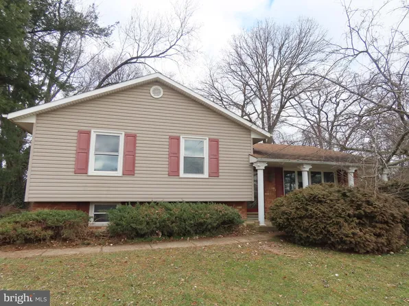 49 Northfield Rd, Newark, DE 19713