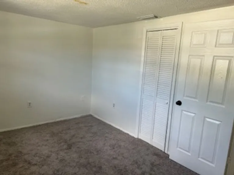 9820 Rainbow Ln — Photo 9