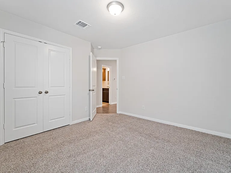 1834 Horatio St — Photo 16