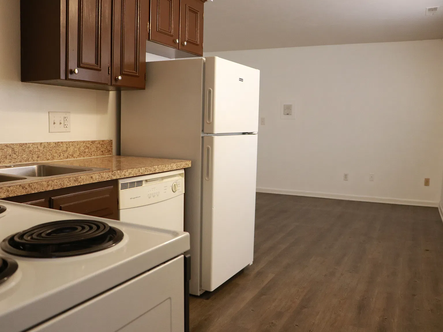 Whispering Pines LLC - 205-01 — Photo 4