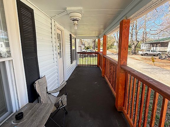 2nd image of 116 Francis Ave
