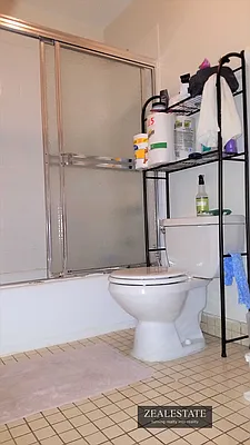 Rented by ZealEstate Group Inc | media 32