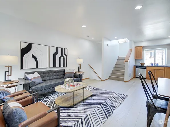 3928 14th Avenue S #B, Seattle, WA 98108