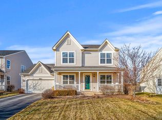 2812 Grand Ridge Cir, Aurora, IL 60503