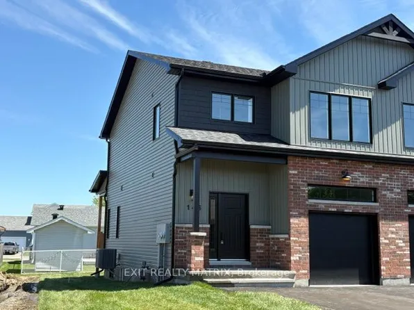 146 Elizabeth Dr, North Dundas, ON K0C 1H0