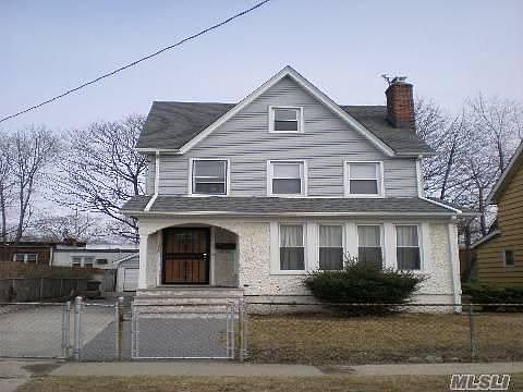 1st image of 10435 205th Pl
