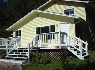 70 Rainier Ln, Port Ludlow, WA 98365