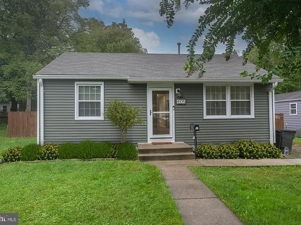 4105 Chestnut St, Fairfax, VA 22030