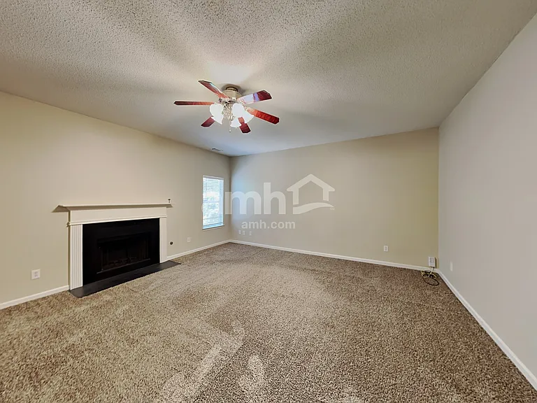 3094 Lonetree Point — Photo 7