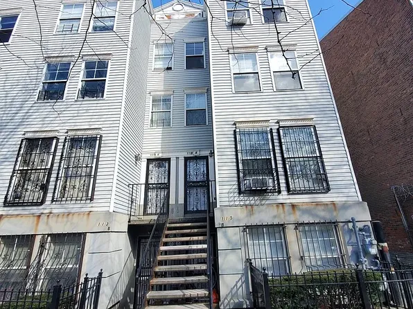 115 Vanderbilt Avenue image 2 of 10