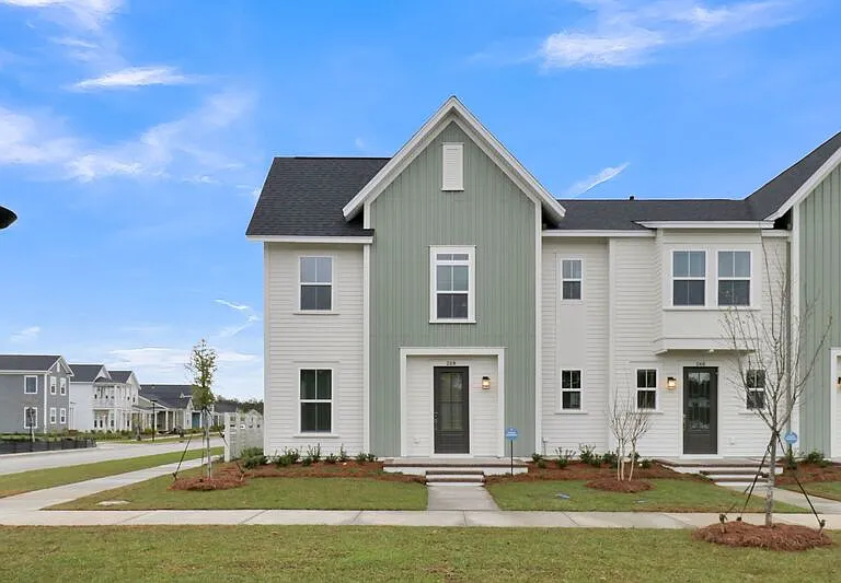 268 Symphony Ave — Photo 1