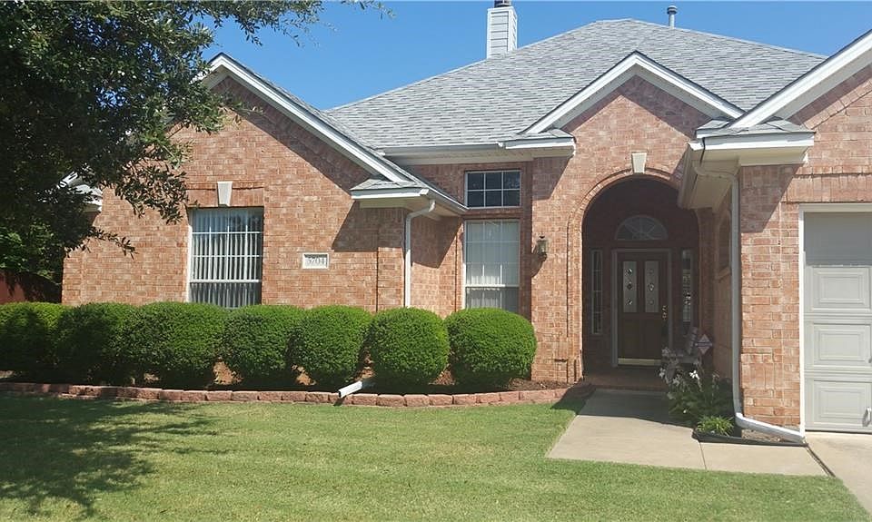 1st image of 5704 Oakmont Ln