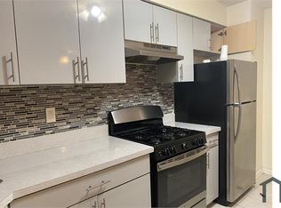 776 E 213th St FLOOR 3, Bronx, NY 10467