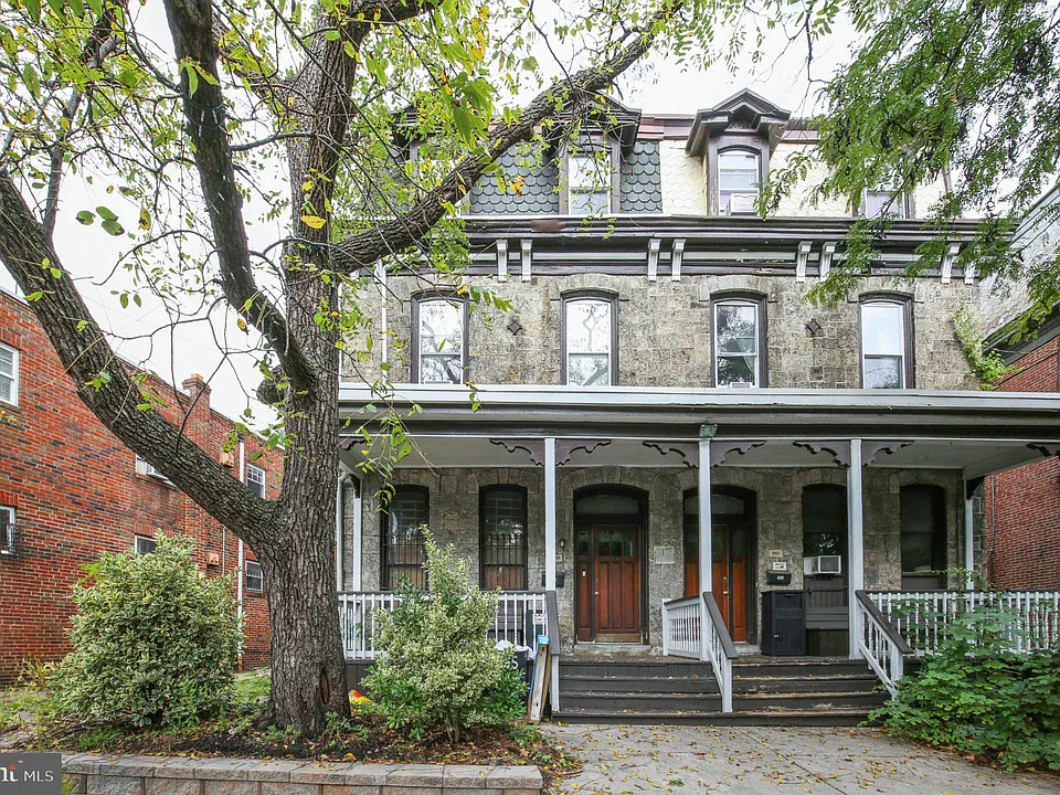 3955 Baltimore Ave