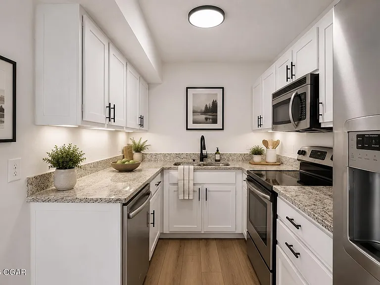 711 S Walker St #B — Photo 4