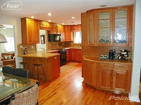 2nd image of 517 South St