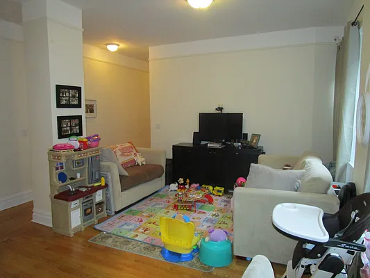 Rented by Rita S Citrin, LREB | media 4