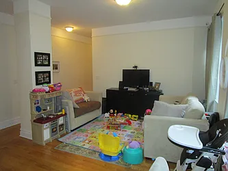 Rented by Rita S Citrin, LREB