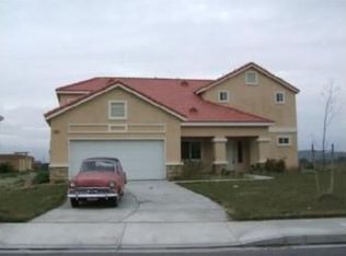 11945 Pine St, Bloomington, CA 92316