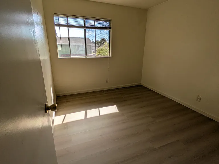 75 Calle Amigo Dr — Photo 13