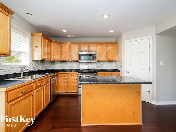 5th image of 3103 Stillcrest Ln