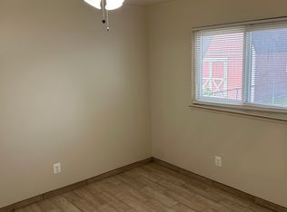 25514 Ross St, Dearborn Heights, MI 48125