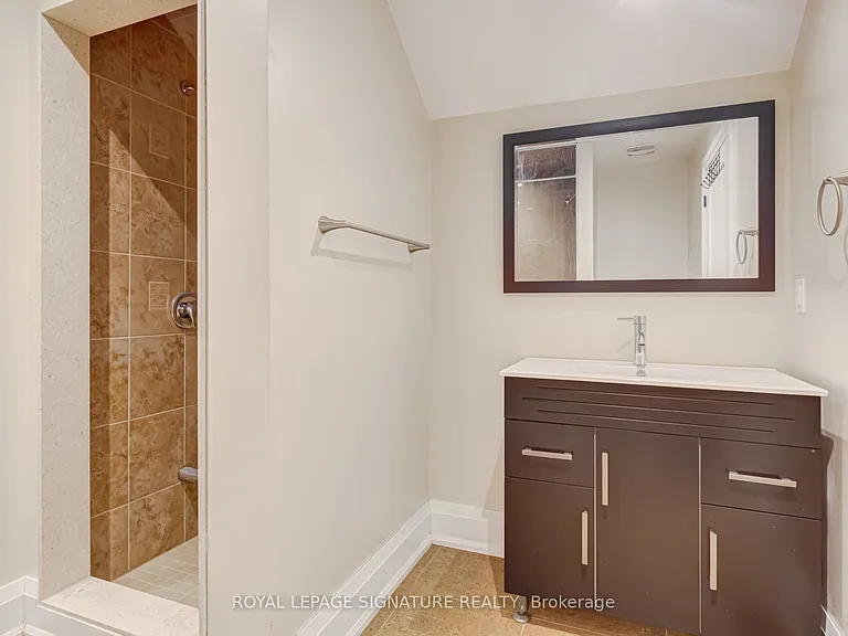14 Rotherham Ave #2 — Photo 15