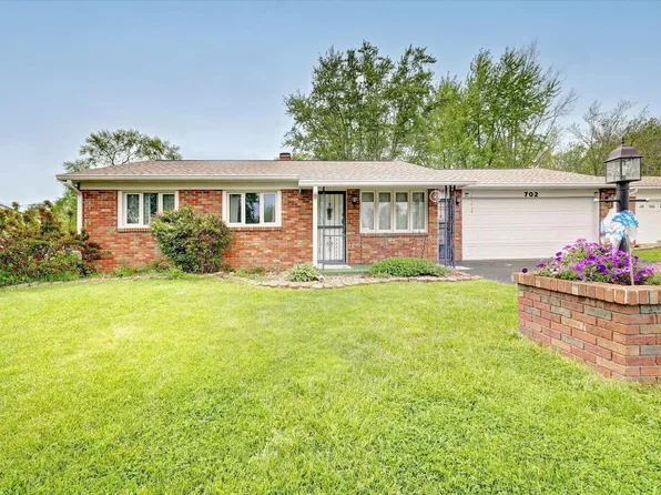 702 S Village Dr, Bloomington, IN 47403