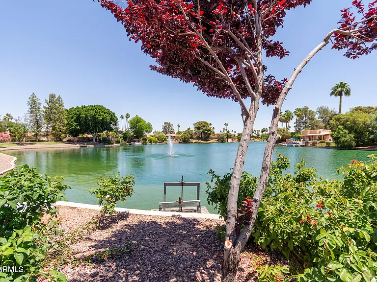 1347 W Lobo Ave — Photo 39
