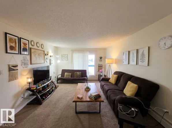 2620 Mill Woods Rd E #403, Edmonton, AB T6K 4A6