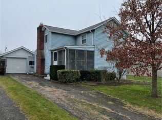 545 7th St, Struthers, OH 44471